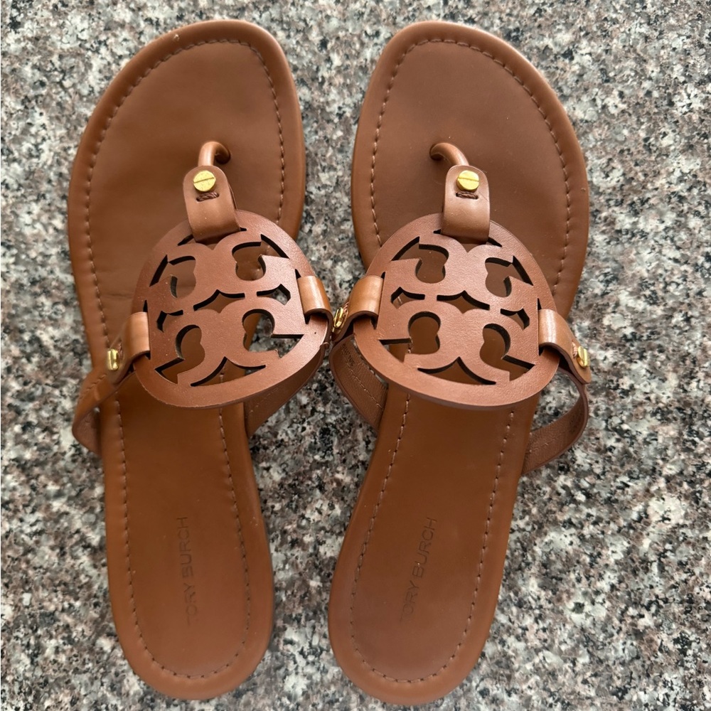 Tory Burch miller 9